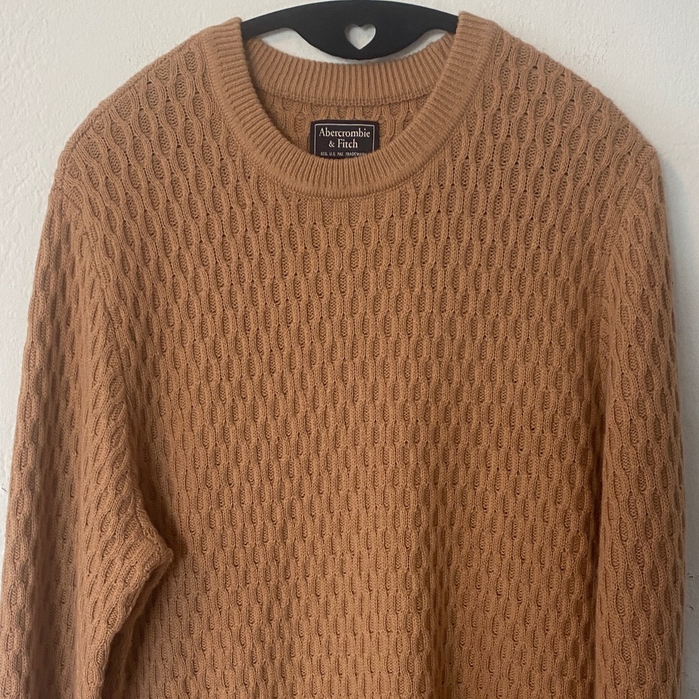 Abercrombie & Fitch Men's Camel Waffle Knit Crewneck Sweater - Picture 3 of 7
